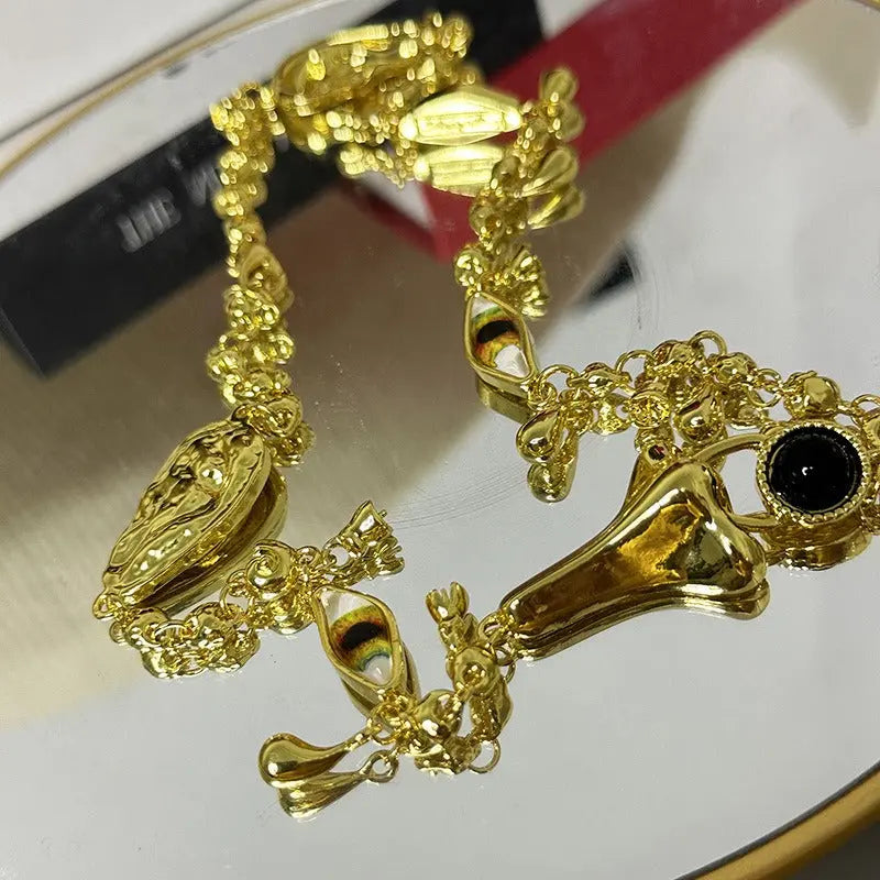 Retro quirky personality, ears, eyes, nose necklace, fashionable temperament, collarbone chain trend eprolo