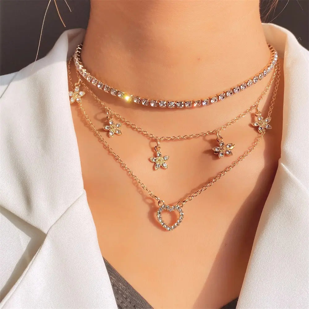 Butterfly studded necklace eprolo