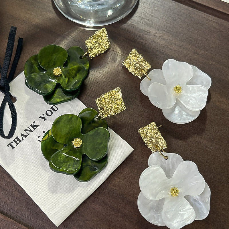 Light Luxury Style Earrings