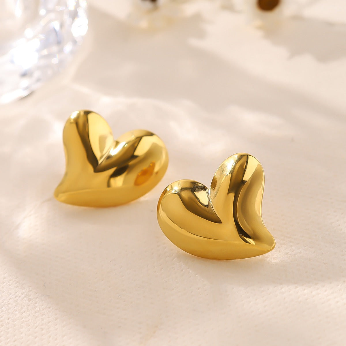 Love Stud Earrings Water Drop Oval Peach Heart Large Glossy Earrings