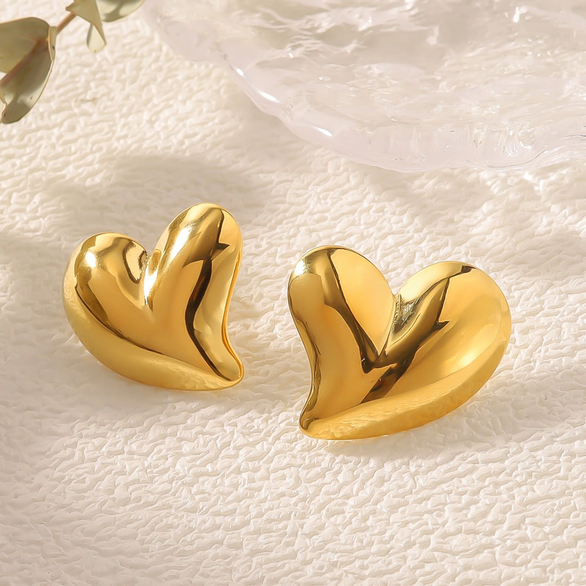 Love Stud Earrings Water Drop Oval Peach Heart Large Glossy Earrings